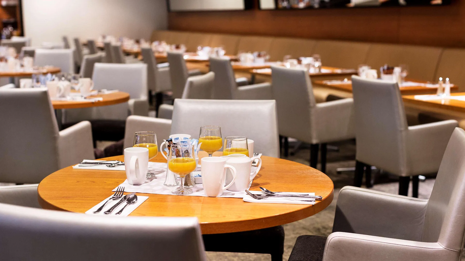 Hilton Helsinki Kalastajatorppa 4*,  Finnország