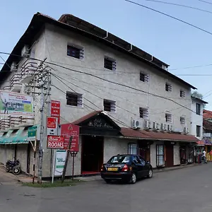 https://hotel-park-avenue.kerala-hotels.net